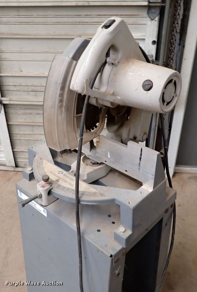 image for item JO9752 Tools