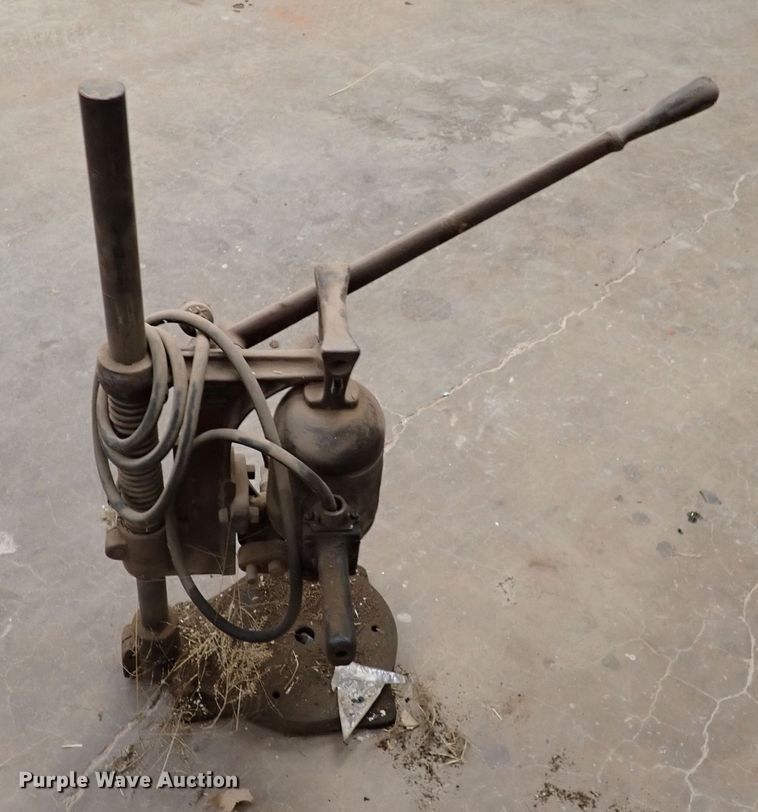 image for item JO9752 Tools