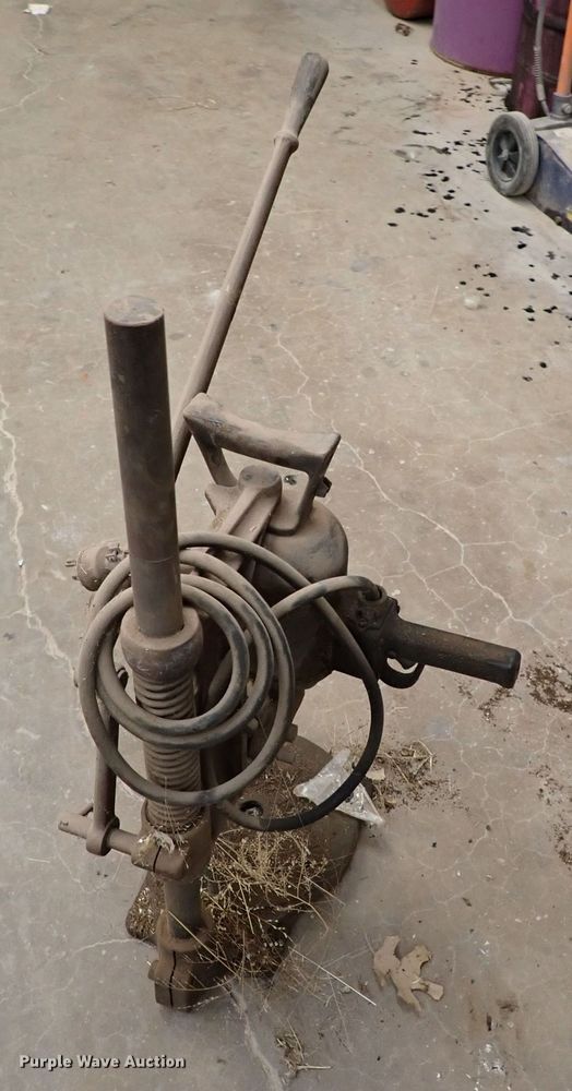 image for item JO9752 Tools