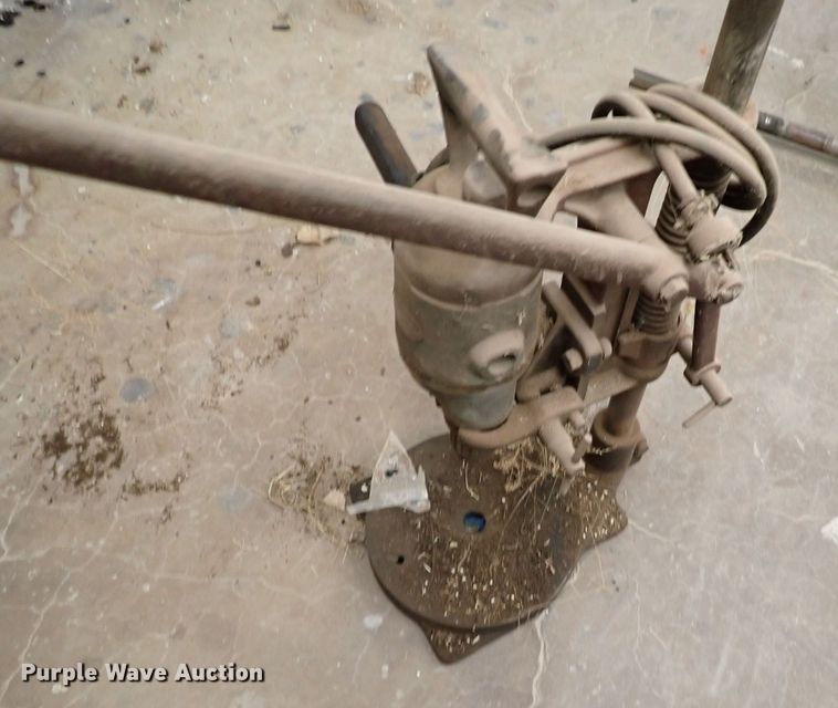 image for item JO9752 Tools