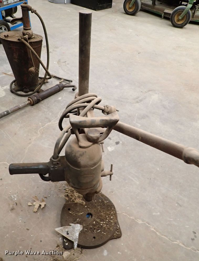 image for item JO9752 Tools