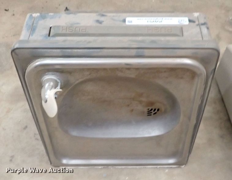 image for item JO9753 (4) water fountains