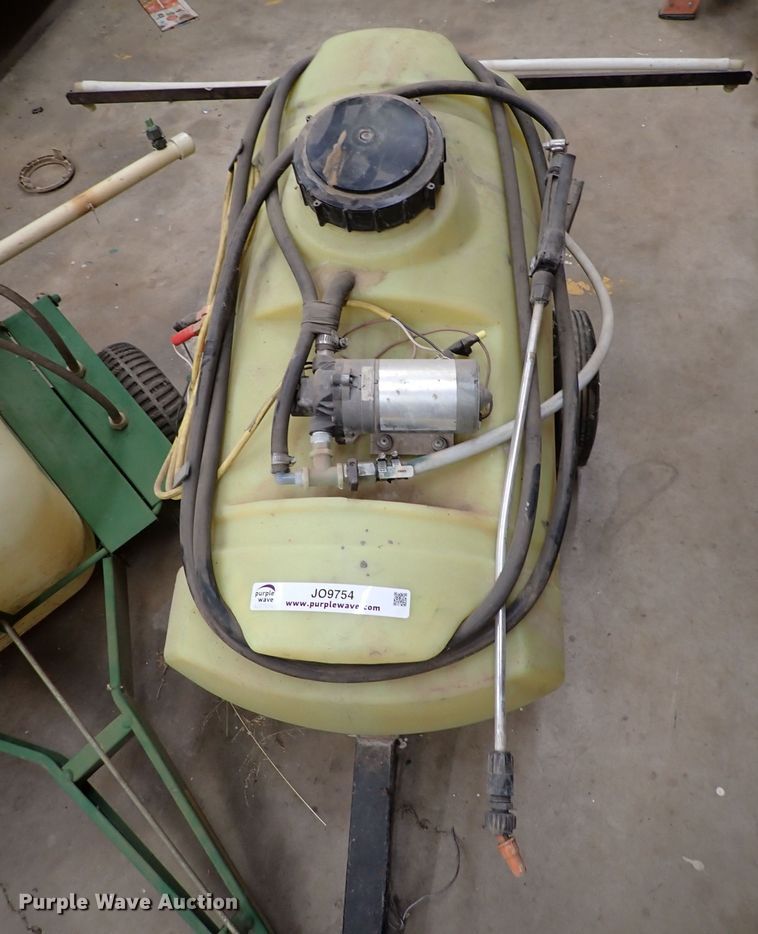 image for item JO9754 (2) Turf sprayers
