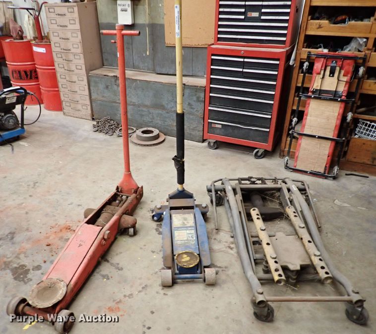 image for item JO9756 (3) jacks