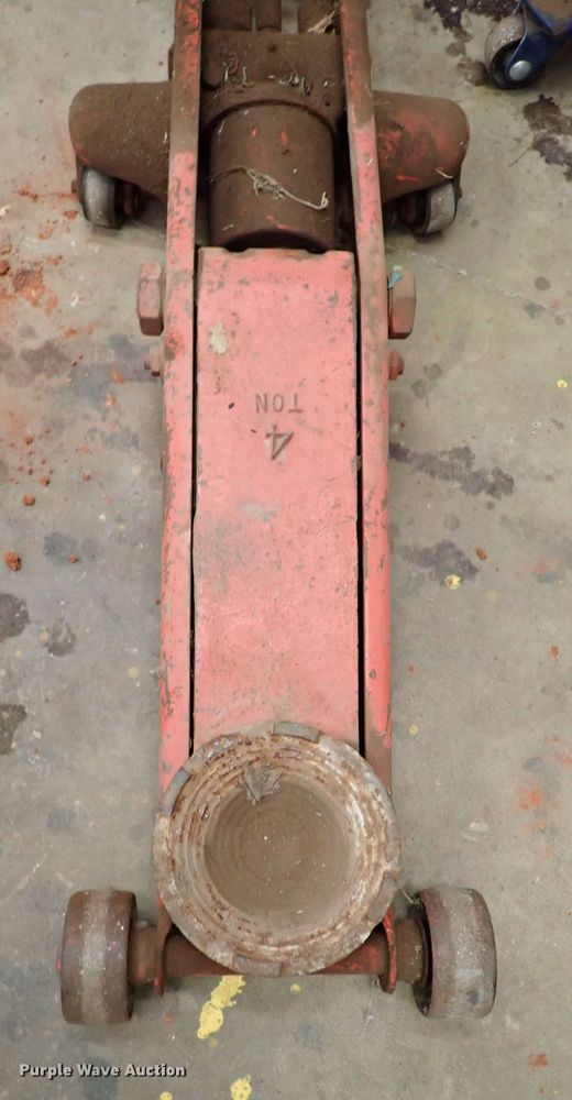 image for item JO9756 (3) jacks