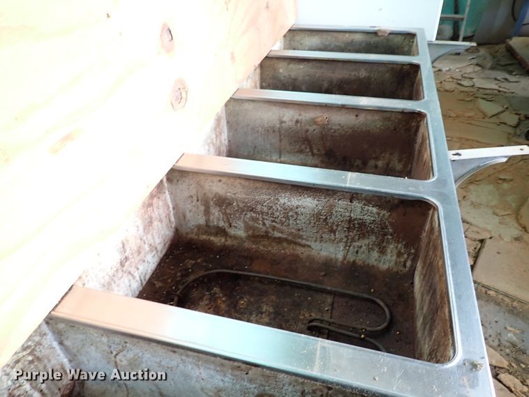 image for item JO9761 Restaurant equipment