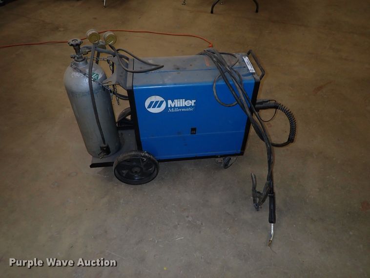 image for item JO9762 Miller Millermatic 185  welder