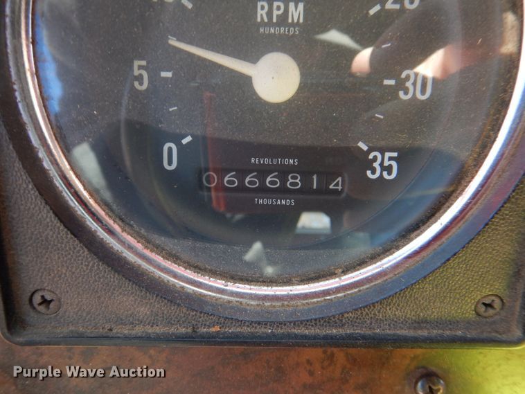 image for item JS9766 1982 Spartan CFRC-2042  pumper fire truck