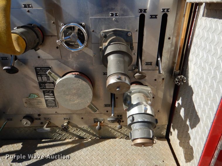 image for item JS9766 1982 Spartan CFRC-2042  pumper fire truck