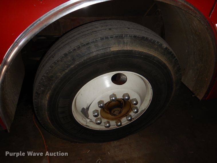 image for item JS9766 1982 Spartan CFRC-2042  pumper fire truck