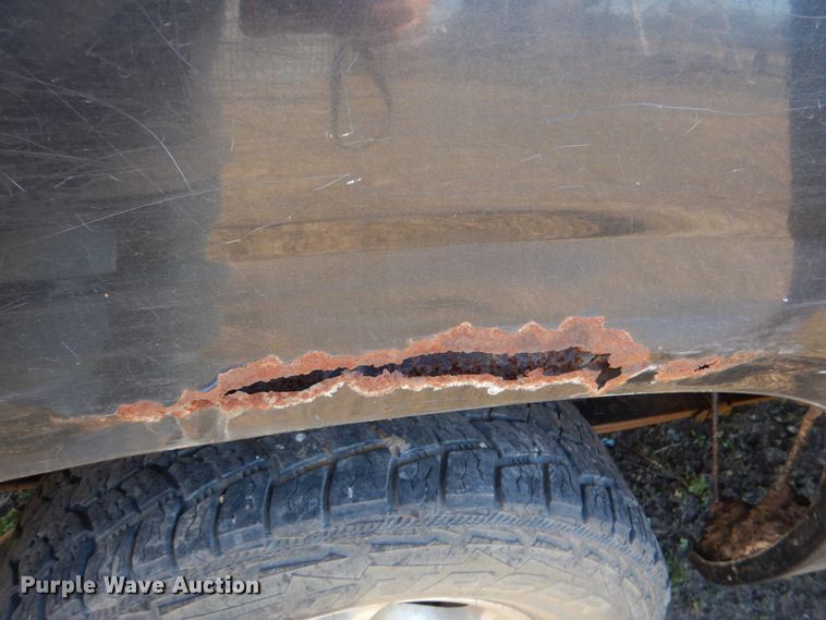 image for item JS9768 2004 Chevrolet Silverado 1500  Ext. Cab pickup truck