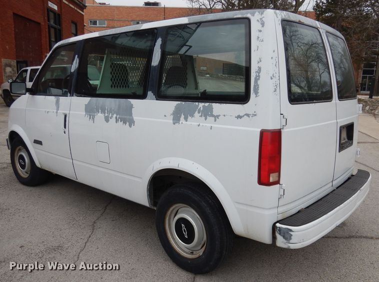 image for item JV9412 1993 Chevrolet Astro  van