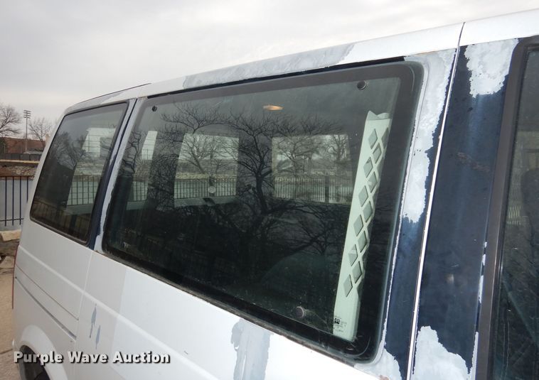image for item JV9412 1993 Chevrolet Astro  van