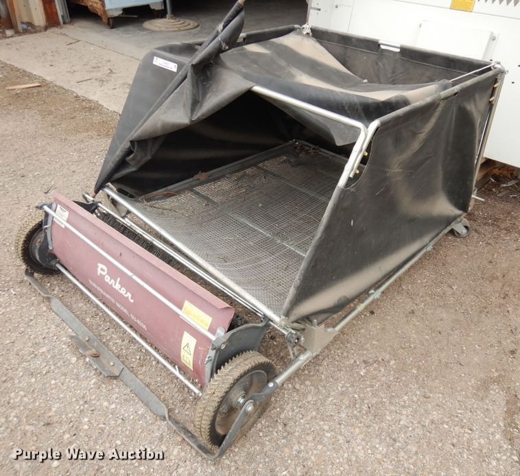 Parker lawn sweeper in Emporia, KS Item JV9433 sold Purple Wave