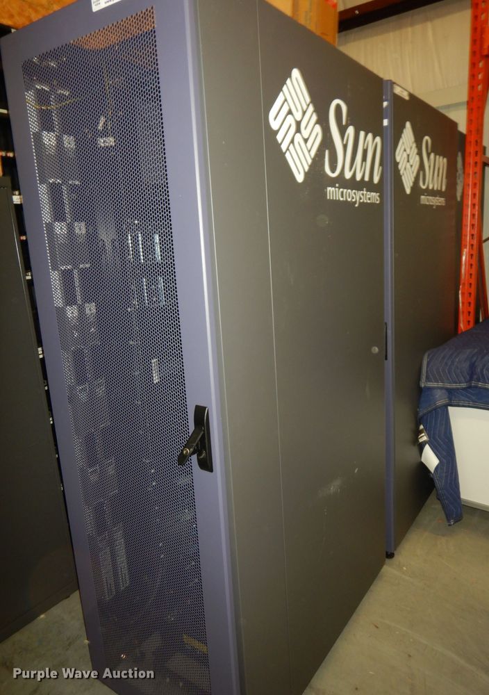 image for item JV9441 Sun Microsystems server cabinet
