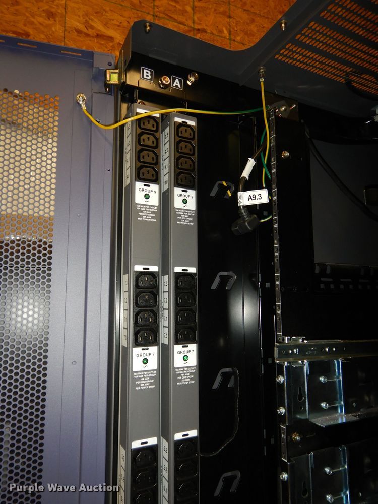 image for item JV9441 Sun Microsystems server cabinet