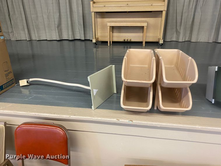 image for item JX9869 Office supplies