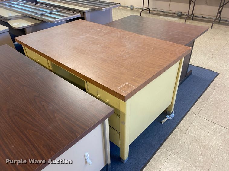 image for item JX9871 (14) desks