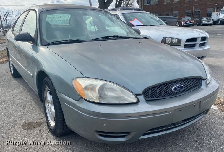 image for item KE9376 2006 Ford Taurus SE