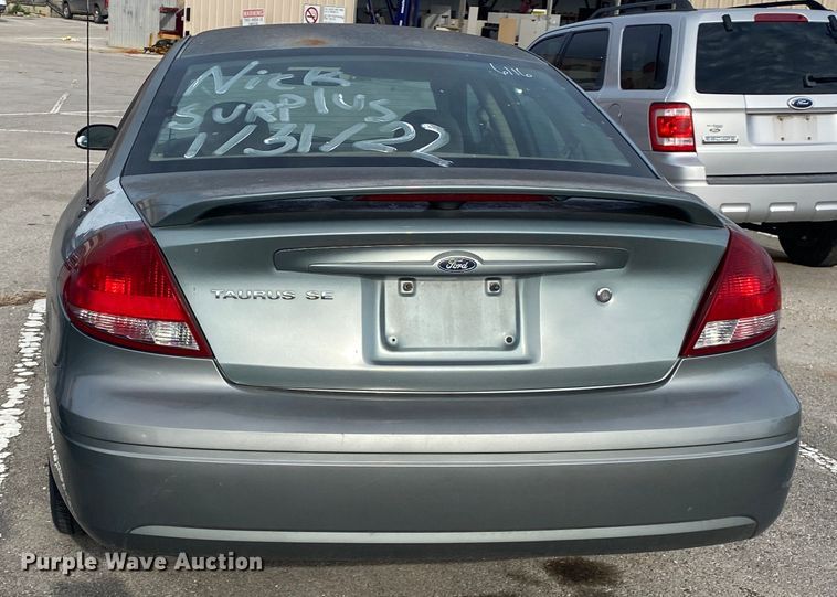 image for item KE9376 2006 Ford Taurus SE