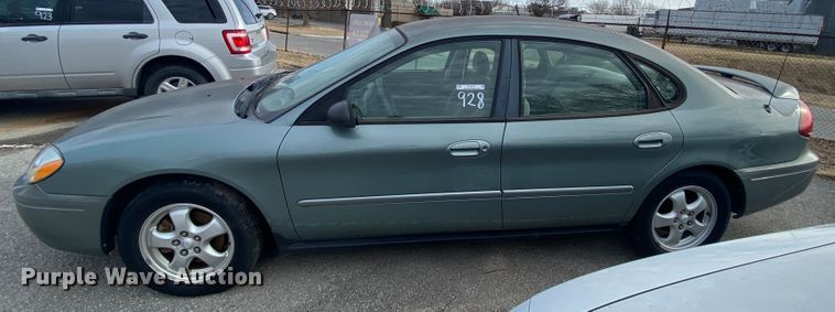 image for item KE9376 2006 Ford Taurus SE