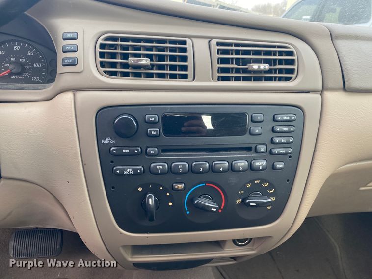 image for item KE9376 2006 Ford Taurus SE