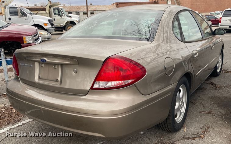 image for item KE9383 2006 Ford Taurus SE