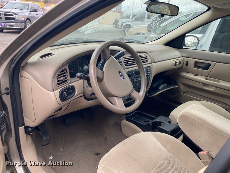 image for item KE9383 2006 Ford Taurus SE