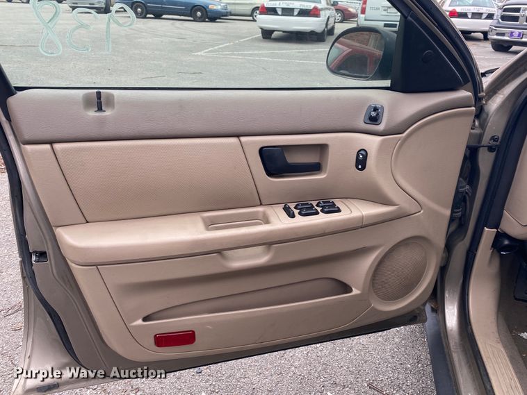 image for item KE9383 2006 Ford Taurus SE