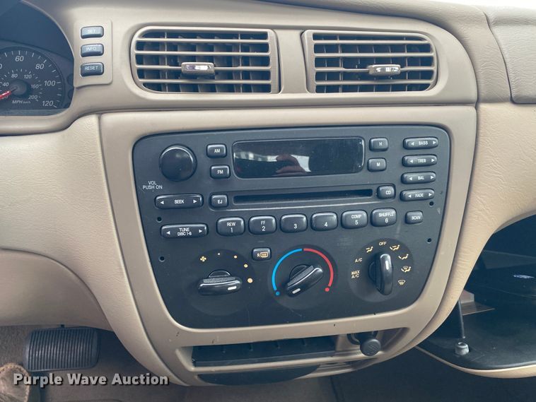 image for item KE9383 2006 Ford Taurus SE