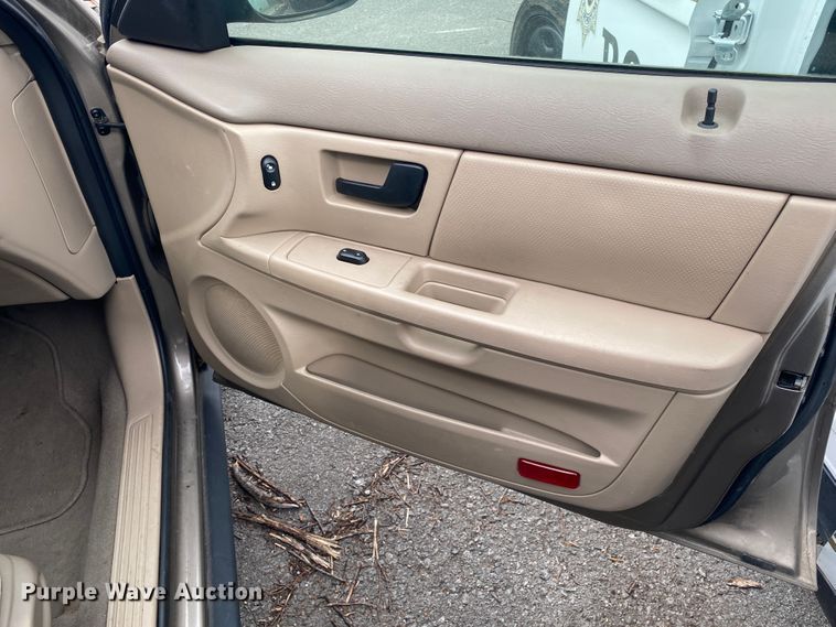image for item KE9383 2006 Ford Taurus SE