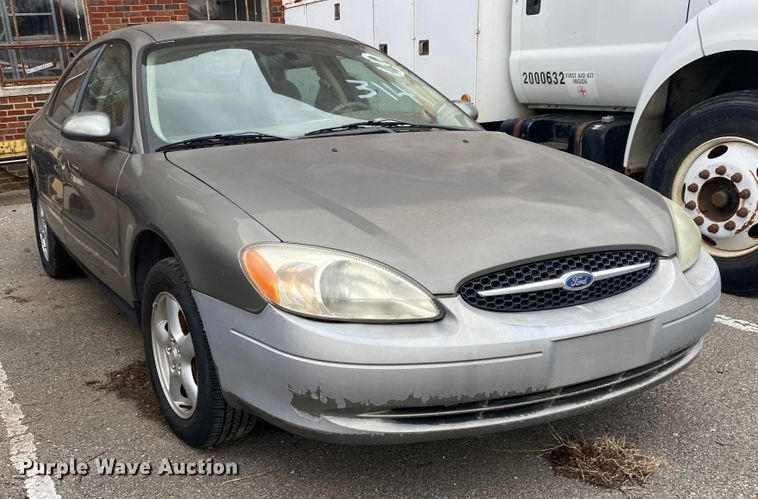 image for item KE9385 2003 Ford Taurus SES