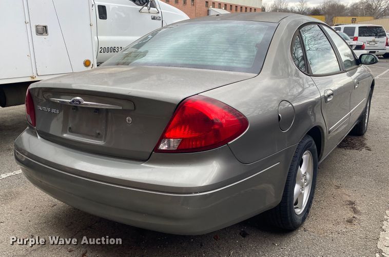image for item KE9385 2003 Ford Taurus SES