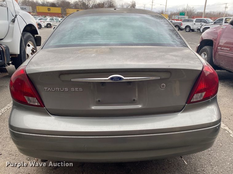 image for item KE9385 2003 Ford Taurus SES