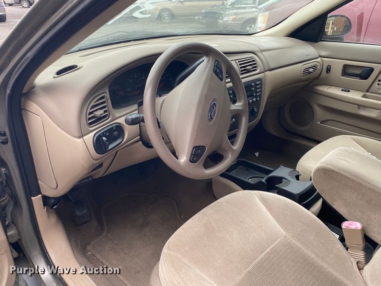 image for item KE9385 2003 Ford Taurus SES