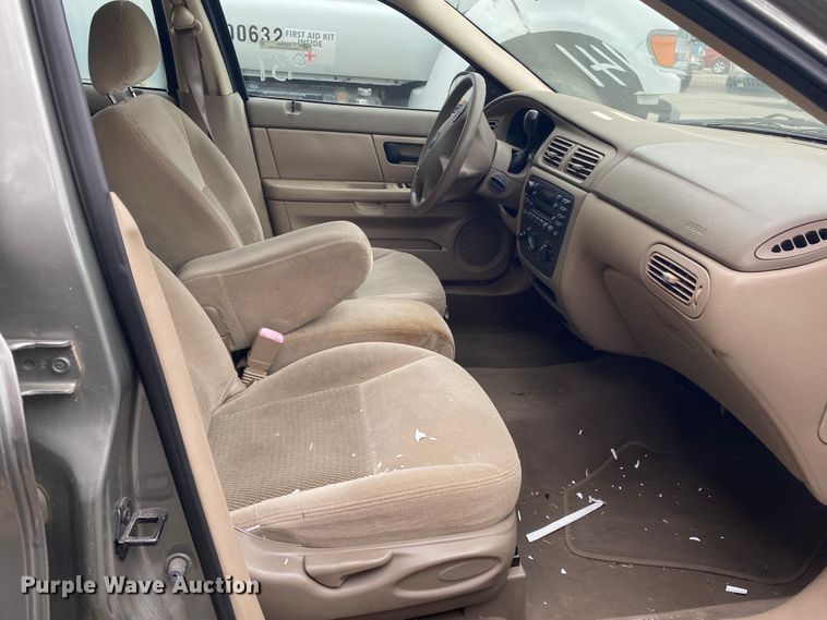 image for item KE9385 2003 Ford Taurus SES