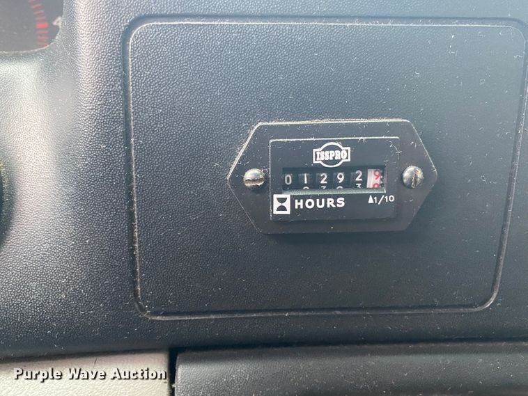 image for item KE9386 2000 Ford F750 Super Duty  bucket truck