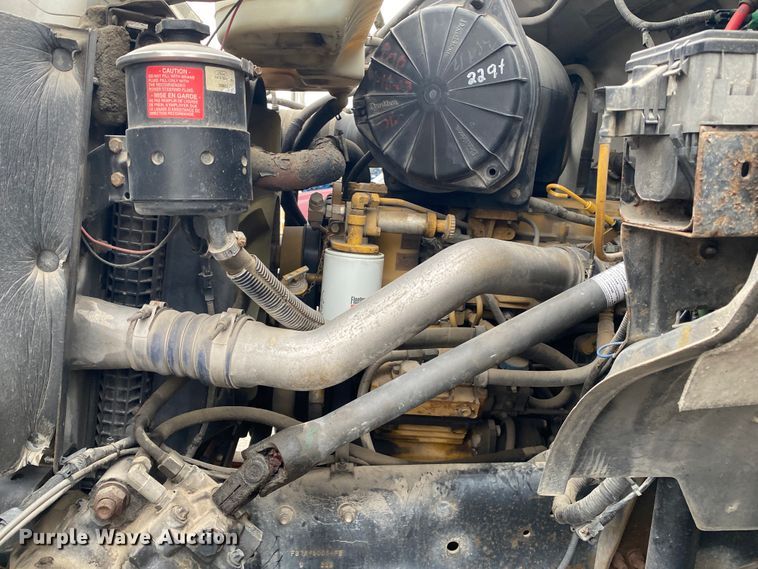 image for item KE9386 2000 Ford F750 Super Duty  bucket truck