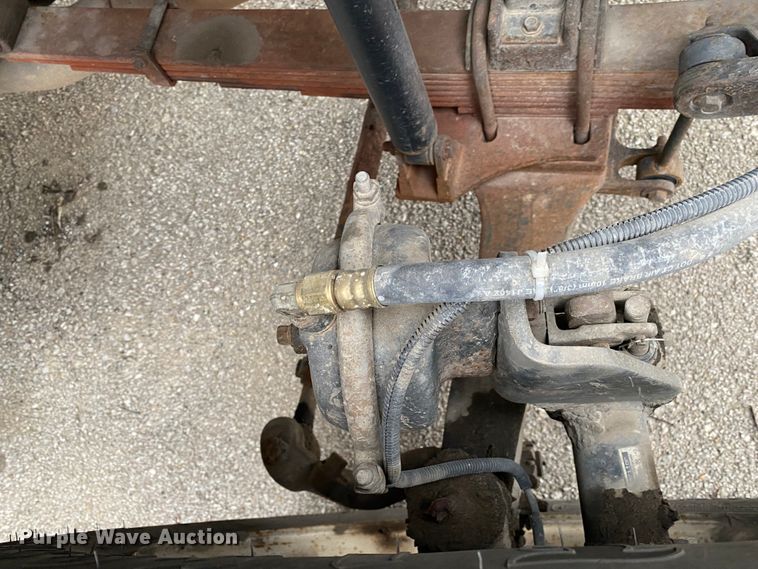 image for item KE9386 2000 Ford F750 Super Duty  bucket truck