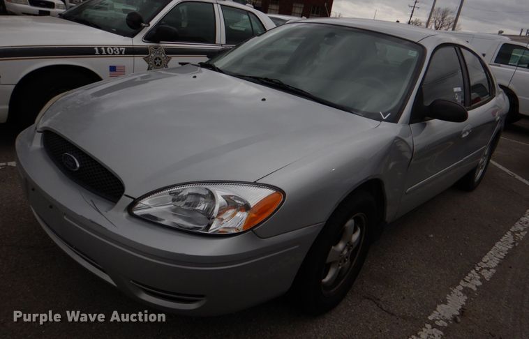 image for item KE9391 2006 Ford Taurus SE