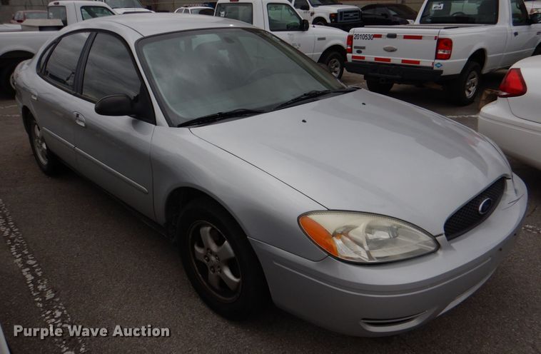 image for item KE9391 2006 Ford Taurus SE