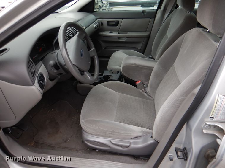 image for item KE9391 2006 Ford Taurus SE