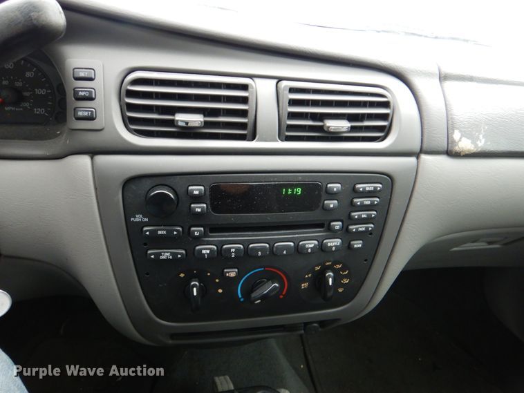 image for item KE9391 2006 Ford Taurus SE