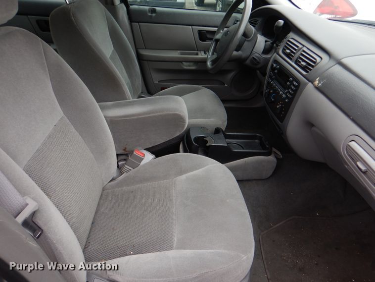 image for item KE9391 2006 Ford Taurus SE