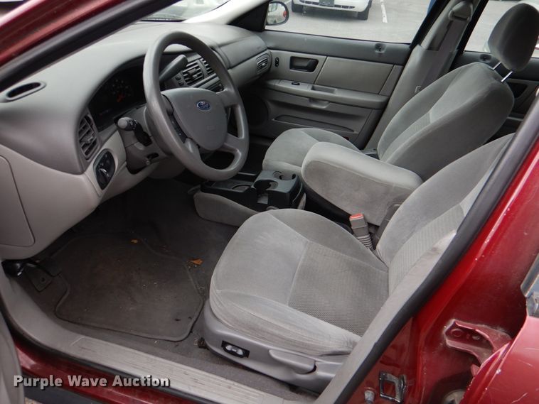 image for item KE9396 2004 Ford Taurus SES