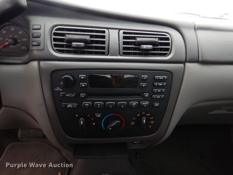 image for item KE9396 2004 Ford Taurus SES