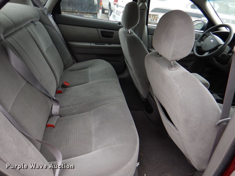 image for item KE9396 2004 Ford Taurus SES