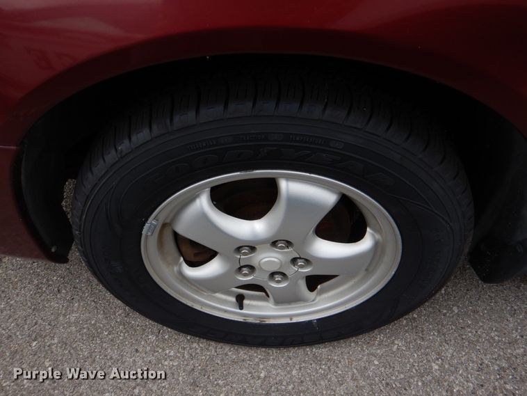 image for item KE9396 2004 Ford Taurus SES