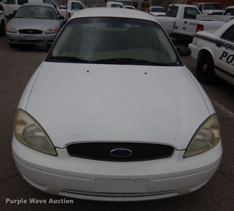 image for item KE9430 2004 Ford Taurus SES