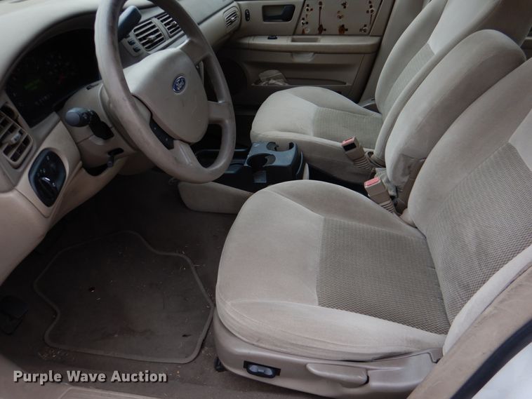 image for item KE9430 2004 Ford Taurus SES